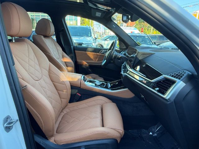 Used 2026 BMW X5 xDrive40i AWD/4WD image 29