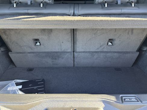 Used 2026 BMW X7 xDrive40i w/ M Sport Package image 35