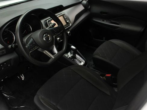 Used 2020 Nissan Kicks S FWD image 13