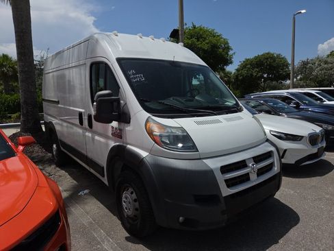 Used 2015 RAM ProMaster 1500 w/ Premium Appearance Group FWD image 2
