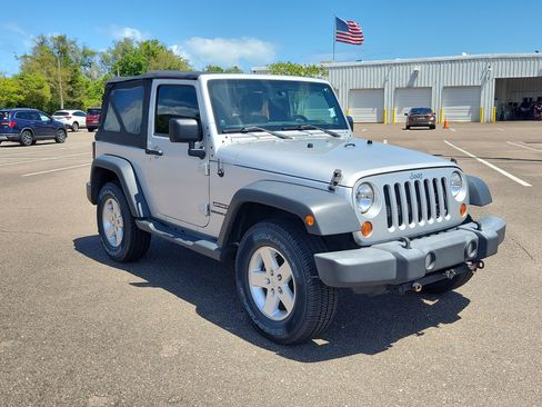 Used 2012 Jeep Wrangler Sport image 7