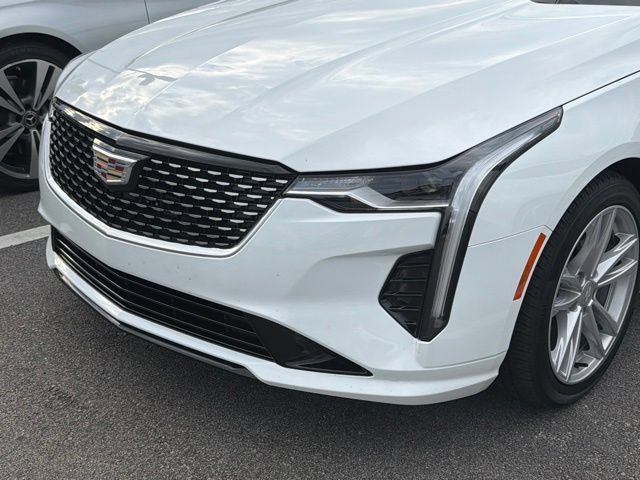 Used 2026 Cadillac CT4 Luxury RWD image 2