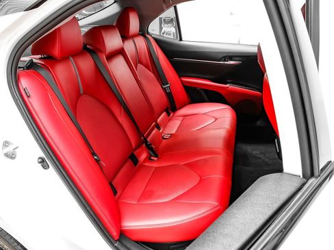 Used 2022 Toyota Camry XSE image 34