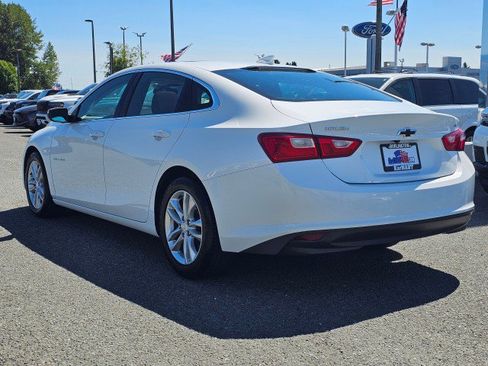 Used 2018 Chevrolet Malibu LT FWD image 5