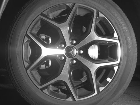 Used 2025 Jeep Compass Limited image 12