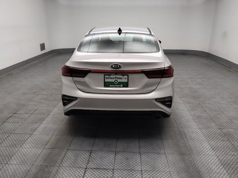 Used 2019 Kia Forte LXS FWD image 7