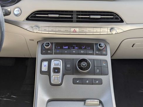 Used 2021 Hyundai Palisade SEL w/ Premium Package FWD image 21