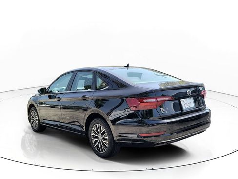 Used 2020 Volkswagen Jetta SE FWD image 4
