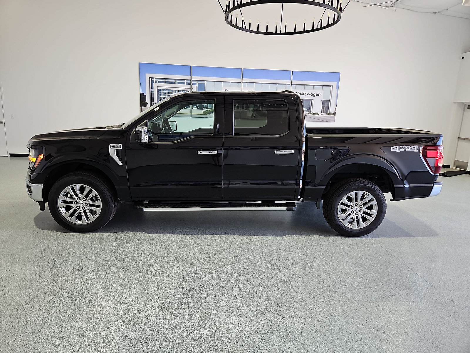 Used 2024 Ford F150 XLT w/ Equipment Group 302A MID AWD/4WD image 5
