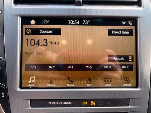 Used 2017 Lincoln MKZ Reserve w/ Climate Package AWD/4WD image 32