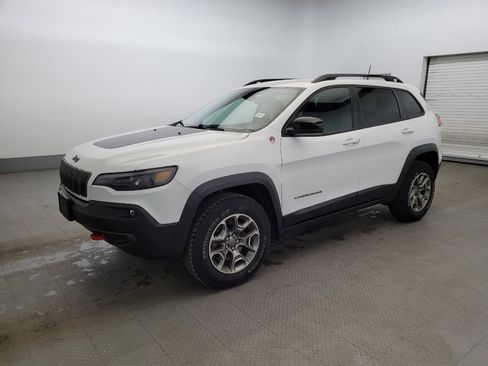 Used 2022 Jeep Cherokee Trailhawk w/ Comfort/Convenience Group image 2