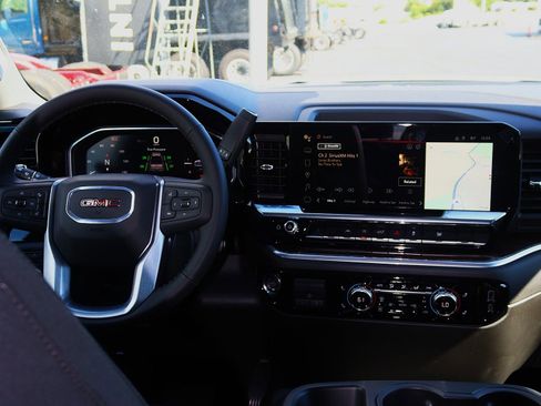 New 2026 GMC Sierra 1500 Elevation image 20