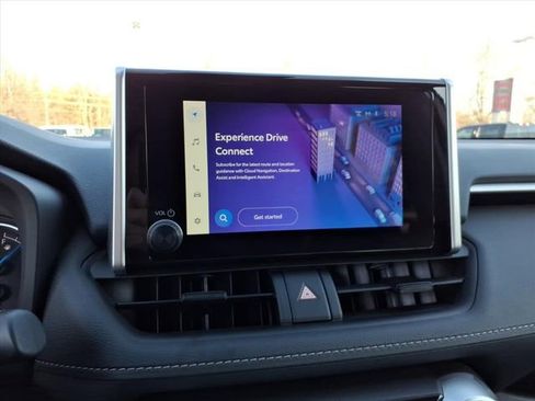 Used 2025 Toyota RAV4 LE image 10