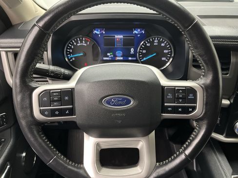 Certified 2024 Ford Expedition Max XLT image 17