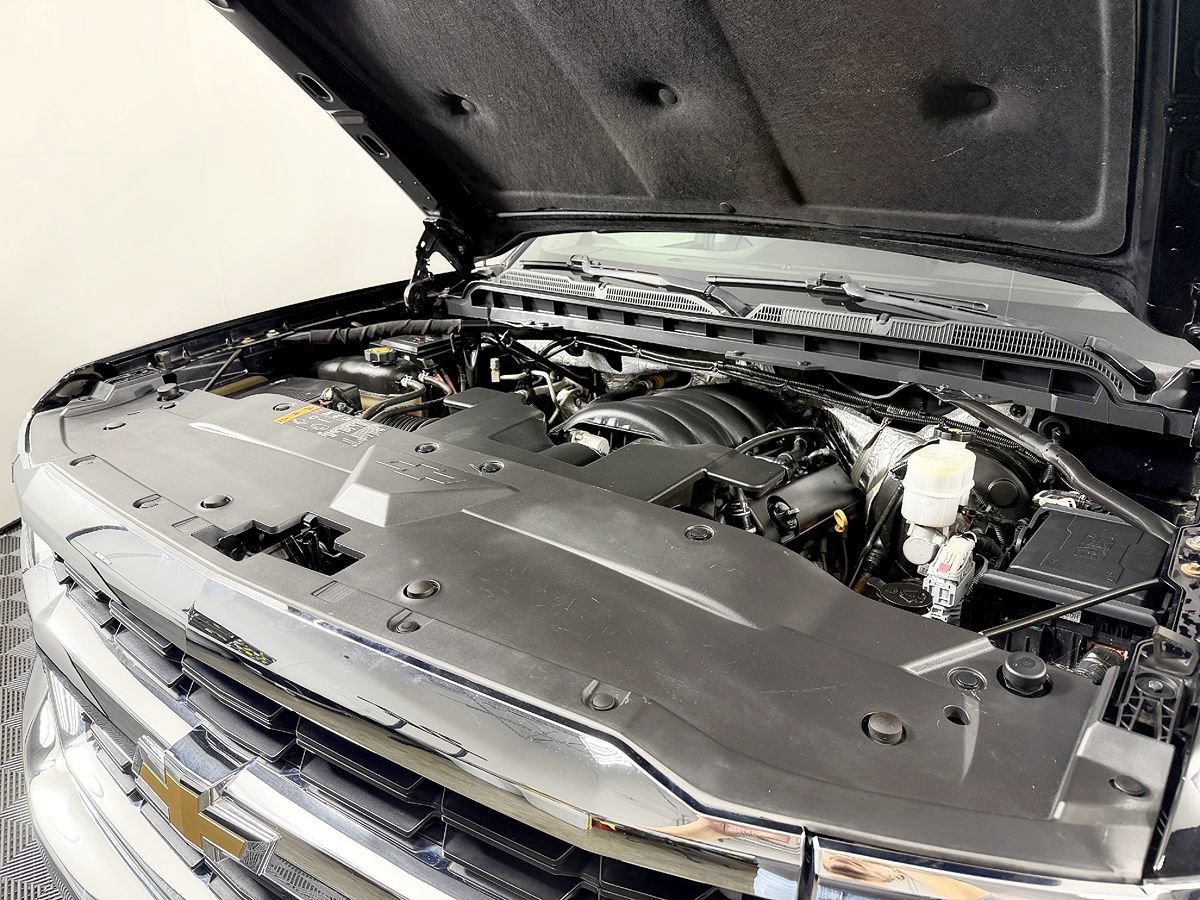 Used 2017 Chevrolet Silverado 1500 LT w/ All Star Edition AWD/4WD image 20