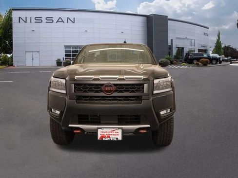New 2026 Nissan Frontier PRO-4X w/ Tow Package AWD/4WD image 7