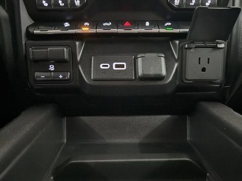 Used 2021 GMC Sierra 1500 AT4 image 20