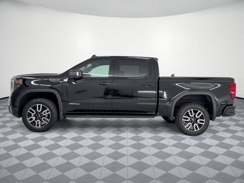 Used 2024 GMC Sierra 1500 AT4 w/ Technology Package AWD/4WD image 2