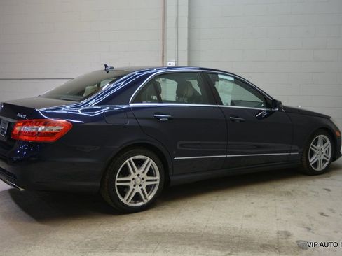 Used 2010 Mercedes-Benz E 350 4MATIC Sedan image 32
