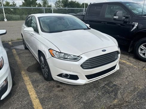 Used 2016 Ford Fusion Titanium FWD image 26