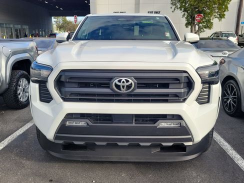 Used 2024 Toyota Tacoma SR5 image 2