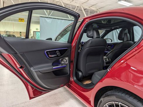New 2025 Mercedes-Benz C 300 4MATIC Sedan image 19