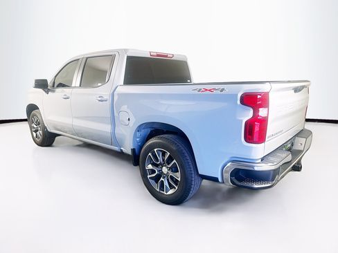 Used 2024 Chevrolet Silverado 1500 LT AWD/4WD image 5