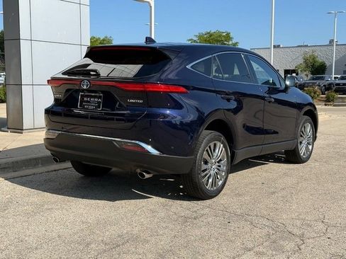 Used 2024 Toyota Venza Limited AWD/4WD image 3