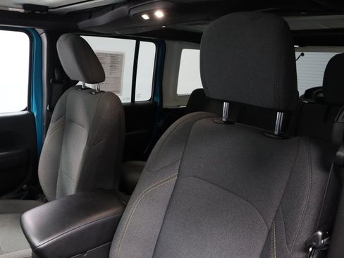 Used 2024 Jeep Wrangler Unlimited w/ Convenience Group image 25