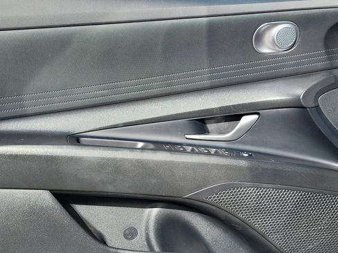 Used 2024 Hyundai Elantra SEL image 6