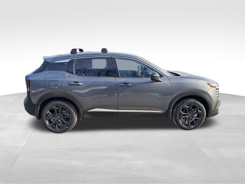 New 2026 Nissan Kicks SR w/ Cold Weather Package AWD/4WD image 7
