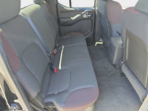 Used 2010 Nissan Frontier PRO-4X RWD image 13