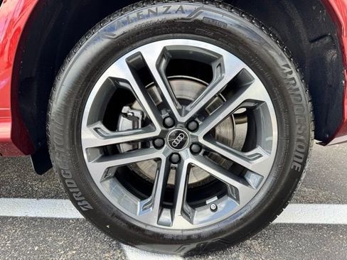 Certified 2025 Audi Q5 Premium w/ Premium Plus AWD/4WD image 54