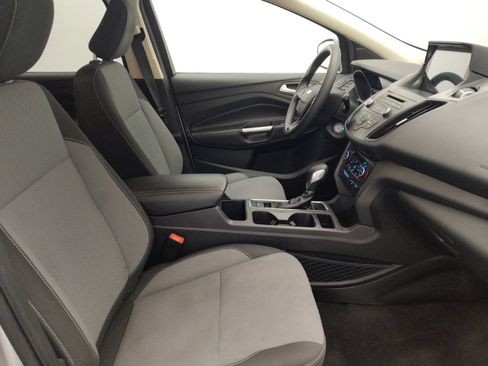 Used 2018 Ford Escape SE FWD image 21