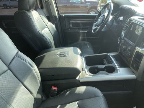 Used 2018 RAM 3500 Laramie image 12