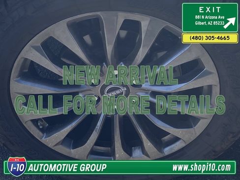 Used 2023 Nissan Armada Platinum w/ Captain's Chairs Package AWD/4WD image 5