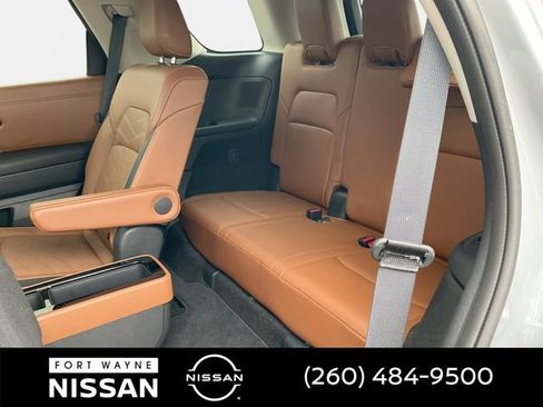 Used 2023 Nissan Pathfinder Platinum AWD/4WD image 30