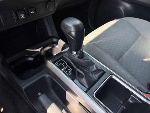 Certified 2022 Toyota Tacoma SR5 w/ Technology Package RWD image 17