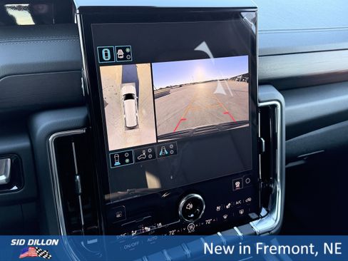 New 2026 GMC Yukon XL Denali w/ Sun & Power Step Package image 13