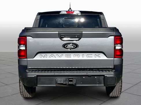 Certified 2025 Ford Maverick Lariat w/ Black Appearance Package image 4
