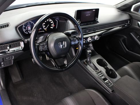 Used 2023 Honda Civic Sport image 13