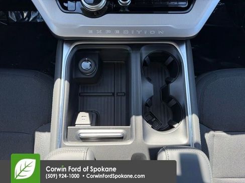 New 2026 Ford Expedition Active AWD/4WD image 28