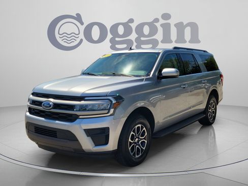 Used 2024 Ford Expedition Max XLT RWD image 1