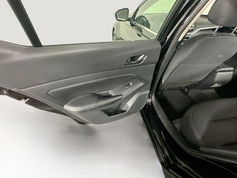 Used 2025 Nissan Altima 2.5 SV FWD image 25