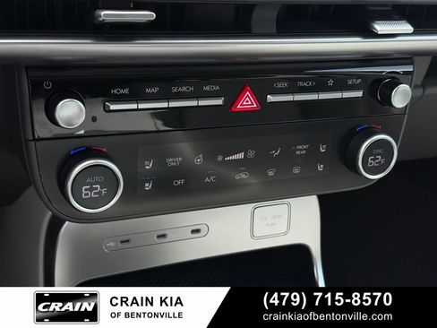 Used 2026 Hyundai Ioniq 9 Limited AWD/4WD image 17