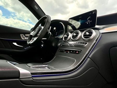 Used 2022 Mercedes-Benz GLC 43 AMG 4MATIC image 16