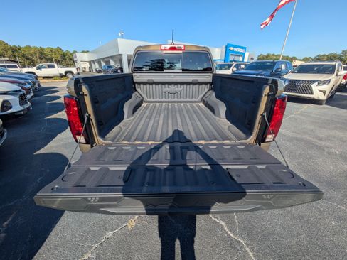 New 2025 Chevrolet Colorado Trail Boss w/ Off-Road Front Bumper Package image 7