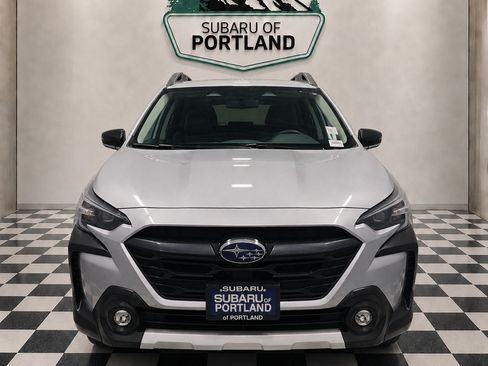 Used 2024 Subaru Outback Limited AWD/4WD image 2