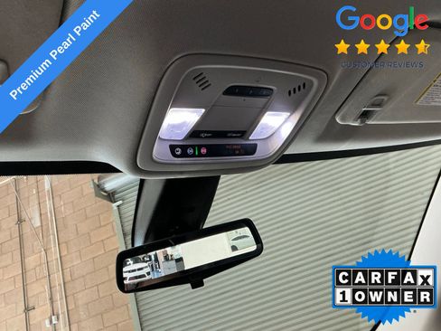 Used 2021 Chevrolet Traverse Premier FWD image 29