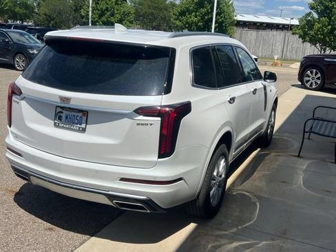 Used 2025 Cadillac XT6 Luxury AWD/4WD image 3